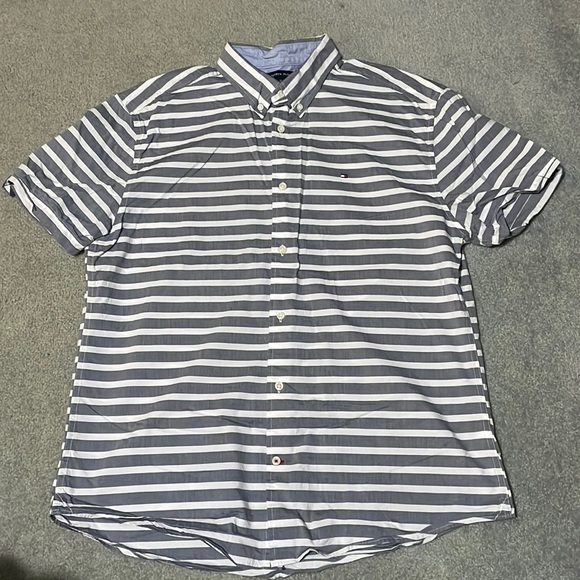 Tommy Hilfiger Other - Tommy Hilfiger Short Sleeve Button Up Custom Fit 100% Cotton Shirt